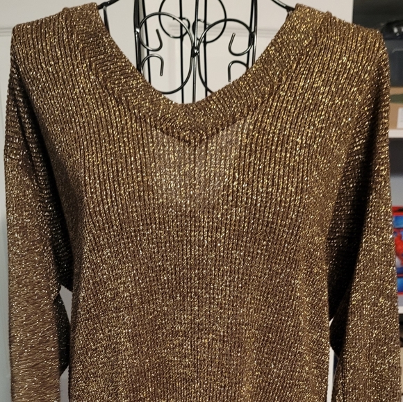 Sweater - Picture 2 of 2